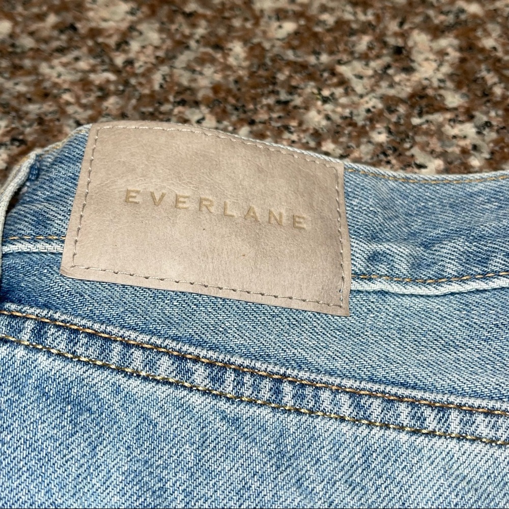 Everlane - The Relaxed '90s Short - Picture 8 of 10